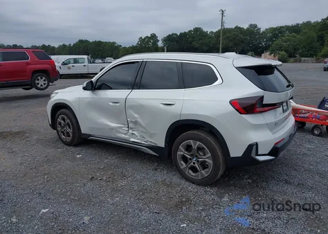 2024 BMW X1 xDrive28I из США, поврежденный, VIN WBX73EF08R5Z81840